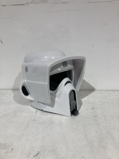 STAR WARS SCOUT TROOPER PREMIUM ELECTRONIC HELMET RRP £105