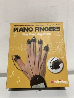 BOX OF PIANO FINGERS PLAY PIANO ANYWHERE RRP £150