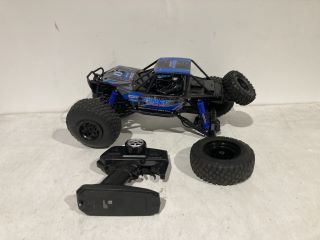 BOX OF ITEMS TO INCLUDE REC5 DUNE BUGGY RRP £100