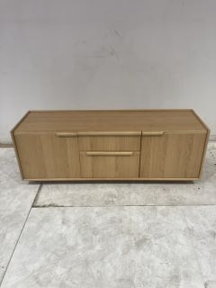 1 X LIGHT OAK STORAGE TABLE WITH DRAWERS RRP £129.99