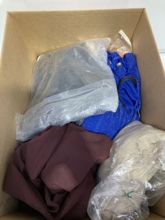 A BOX TO INCLUDE DOROTHY PERKINS UK20 BURGUNDY TROUSERS