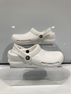 CROCS WHITE BISTRO WORK CLOGS UK MENS 3 AND WOMEN'S 4 RRP £60