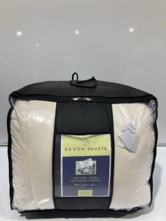 A BOX TO INCLUDE DEVON DUVETS NATURAL WOOL MATTRESS TOPPER