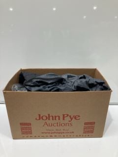 A BOX TO INCLUDE GREY BAGS