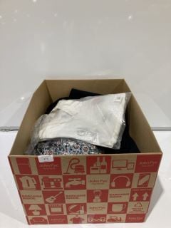 A BOX TO INCLUDE OFF WHITE T SHIRT SIZE S, UMBRO T SHIRT SIZE XL RRP £80