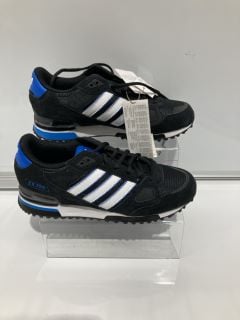 TRAINERS TO INCLUDE ADIDAS BLACK/BLUE AND WHITE ZX 750 UK 7 MENS