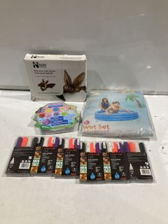 BOX OF ITEMS TO INCLUDE INTEX WET SET COLLECTION