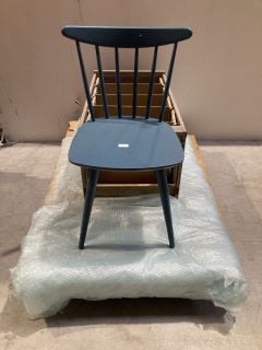 A PALLET TO INCLUDE JOHN LEWIS SPINDLE DINING CHAIR BLUE