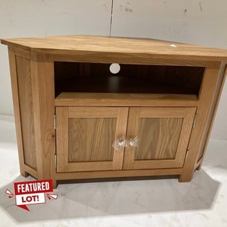 HALLOWOOD FURNITURE WAVERLY OAK CORNER TV UNIT WITH 2 DOOR CABINET RRP £380