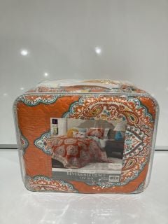 2 X LUSH DECOR REVERSIBLE QUILT 5 PC SET TOTAL RRP £ 140