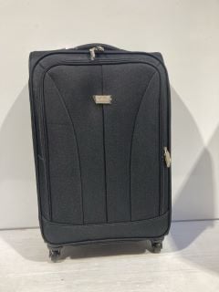 2 X ADVANCE SUITCASE SET STYLE AD 7500-28 TOTAL RPP £210