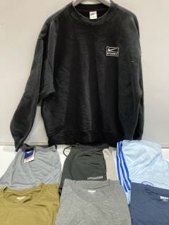 BOX OF CLOTHING TO INCLUDE BROWN TROUSERS