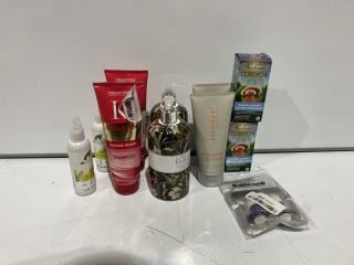 BOX OF ITEMS INCLUDING SIXWAYS BODY CLEANSER