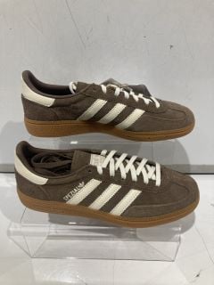 ADIDAS SPEZIAL WOMENS SIZE UK5