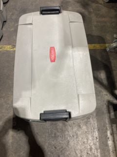 RUBBERMAID 52L CATERMAX TOP LOAD CARRIER INSULATED COOL BOX