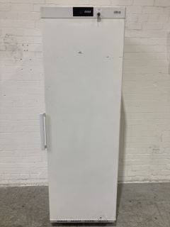 ADEXA WR400 400 LITRE COMMERCIAL UPRIGHT REFRIGERATOR