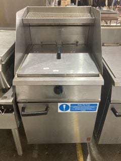 FALCON DOMINATOR SINGLE WELL DOUBLE BASKET DEEP FAT FRYER MODEL: G2860 TO INCLUDE SPILL GUARD