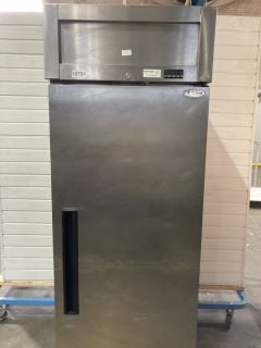 VALERA STAINLESS STEEL UPRIGHT SINGLE DOOR REFRIGERATOR MODEL: SUR1