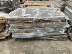 PALLET VARIETY OF BEDSTEADS, HEADBOARDS AND UPHOLSTERED BASES (MAY BE BROKEN OR INCOMPLETE).