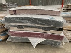 6 X VARIETY OF MATTRESSES OF DIFFERENT SIZES INCLUDING 140X190 MATTRESS (MAY BE DIRTY OR BROKEN).