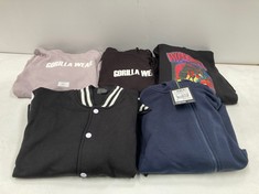 5 X SWEATSHIRTS VARIOUS SIZES, BRANDS AND MODELS INCLUDING LILAC GORILLA WEAR SWEATSHIRT SIZE XS - LOCATION 27A.