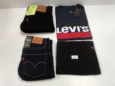 4 X CLOTHING VARIOUS SIZES AND MODELS LEVIS BRAND INCLUDING NAVY BLUE T-SHIRT SIZE M- LOCATION 35A.