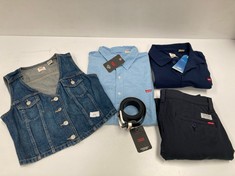 5 X CLOTHING VARIOUS SIZES AND MODELS LEVIS BRAND INCLUDING DENIM WAISTCOAT SIZE S - LOCATION 43A.