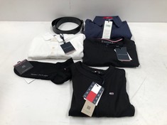 6 X TOMMY HILFIGER CLOTHING VARIOUS MODELS AND SIZES INCLUDING BLACK BELT-LOCATION 8A.