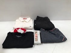 6 X TOMMY HILFIGER CLOTHING VARIOUS MODELS AND SIZES INCLUDING WHITE SHIRT SIZE M -LOCATION 8A.