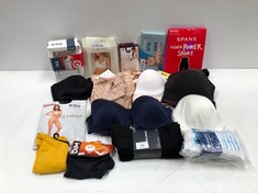 VARIETY OF UNDERWEAR INCLUDING STOCKINGS SIZE 2XL - LOCATION 9B.