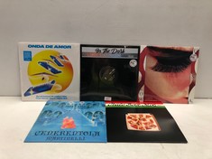 5 X VINYLS VARIOUS ARTISTS INCLUDING LOVE-WAVE-LOCATION 7B.