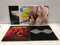 5 X VINYLS VARIOUS ARTISTS INCLUDING SIA - LOCATION 11B.