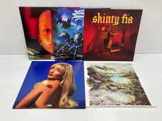 5 X VINYL VARIOUS ARTISTS INCLUDING SABRINA CARPENTER - LOCATION 43B.