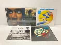 5 X VINYL VARIOUS ARTISTS INCLUDING UNDUN - LOCATION 47B.