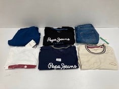 6 X PEPE JEANS BRAND CLOTHES VARIOUS MODELS AND SIZES INCLUDING BLUE T-SHIRT SIZE XL - LOCATION 44B.