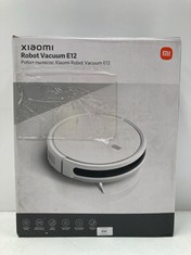 XIAOMI ROBOT VACUUM E12 - ROBOT HOOVER AND FLOOR MOPPER WITH INTELLIGENT ROUTE PLANNING, 4000 PA SUCTION, THREE MOPPING LEVELS, WHITE (BROKEN AND INCOMPLETE) - LOCATION 20B.