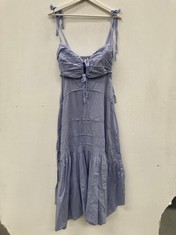 5 X PREMIUM DESIGNER DRESSES VARIOUS SIZES (TOTAL P.V.P 790€) - LOCATION 45C.