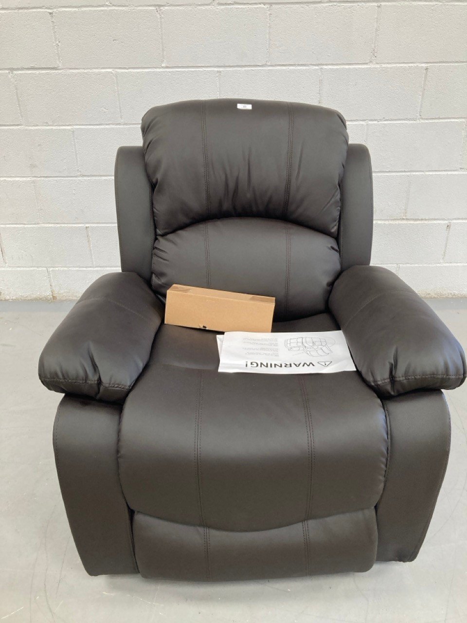 RELAX MASSAGE CHAIR NALUI TREVI MANUAL CHOCOLATE COLOUR (BROKEN).