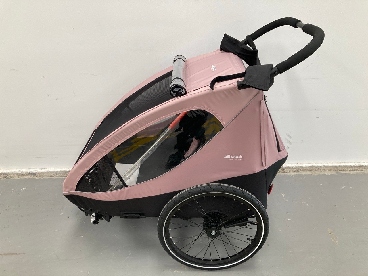 HAUCK DRYK DUO 2IN1 BABY PUSHCHAIR FOR BICYCLE PINK COLOUR.