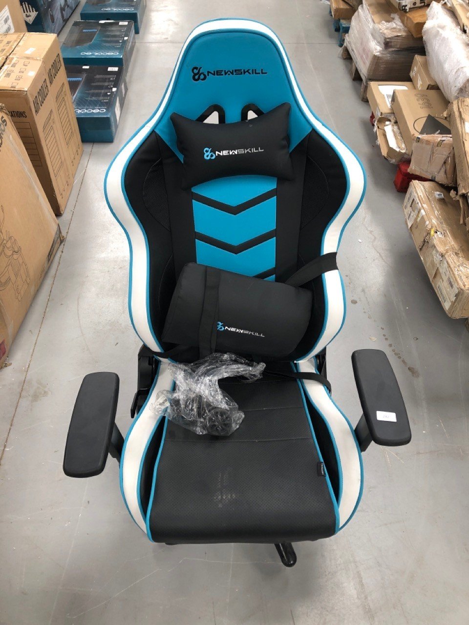 GAMING CHAIR NEWSKILL BLUE BLACK AND WHITE (DIRTY).