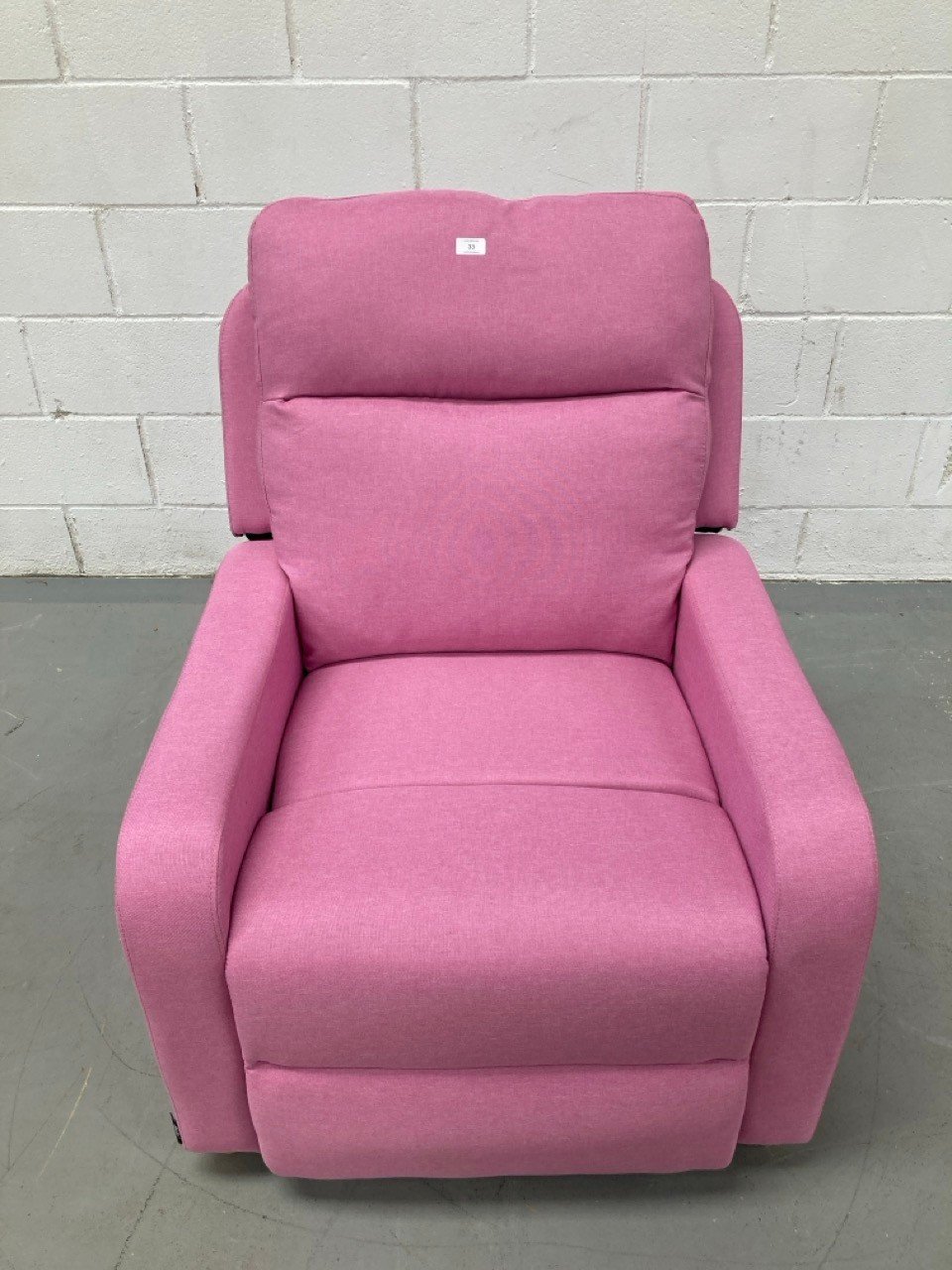 NALUI MANUAL RECLINING CHAIR PINK COLOUR.