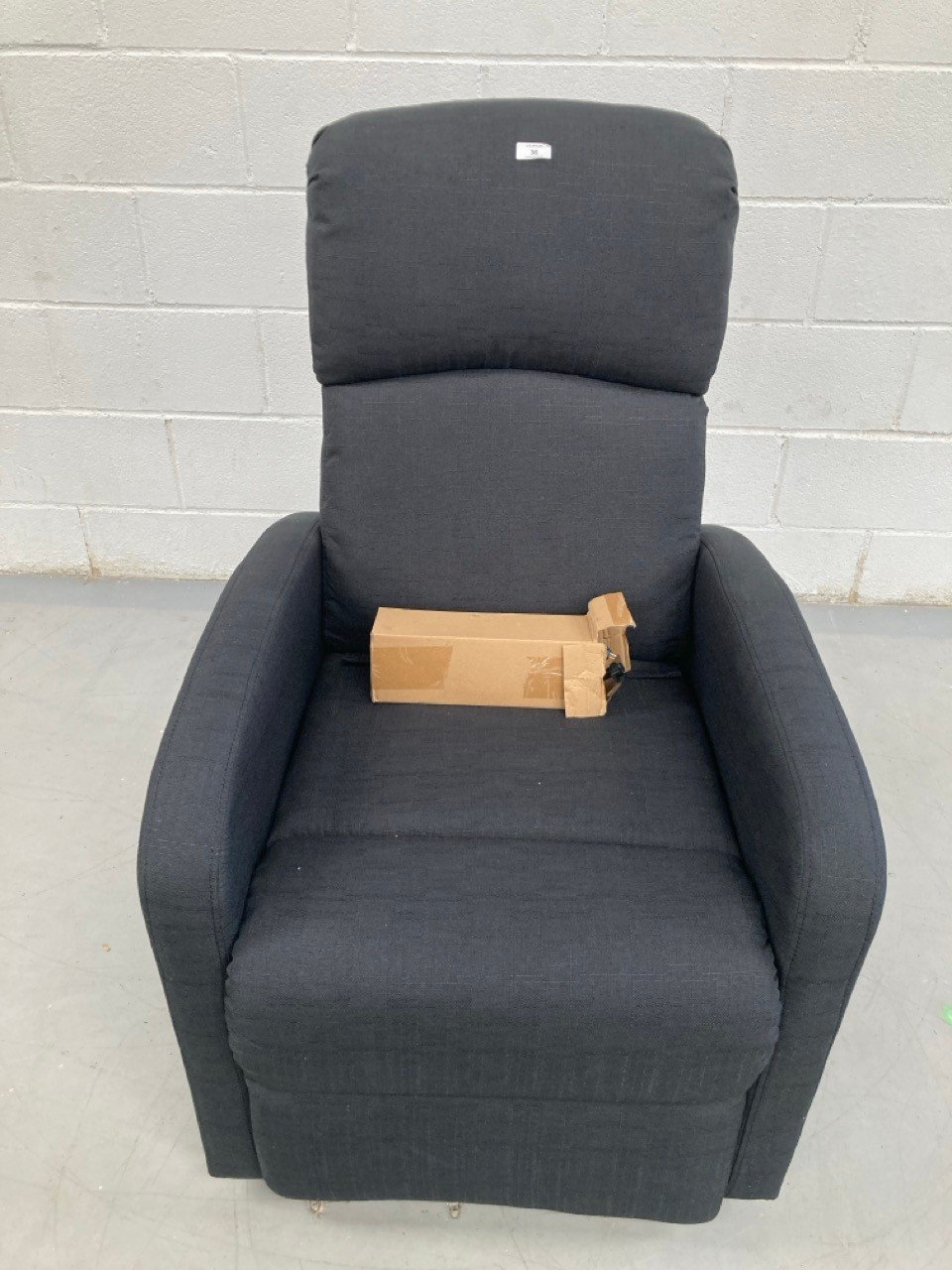 ASTAN RECLINING CHAIR BLACK COLOUR .