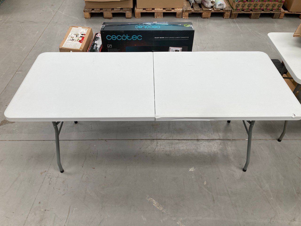 TENCO TG180 FOLDING TABLE, HIGH DENSITY POLYETHYLENE, WHITE 180X74CM (DAMAGED).