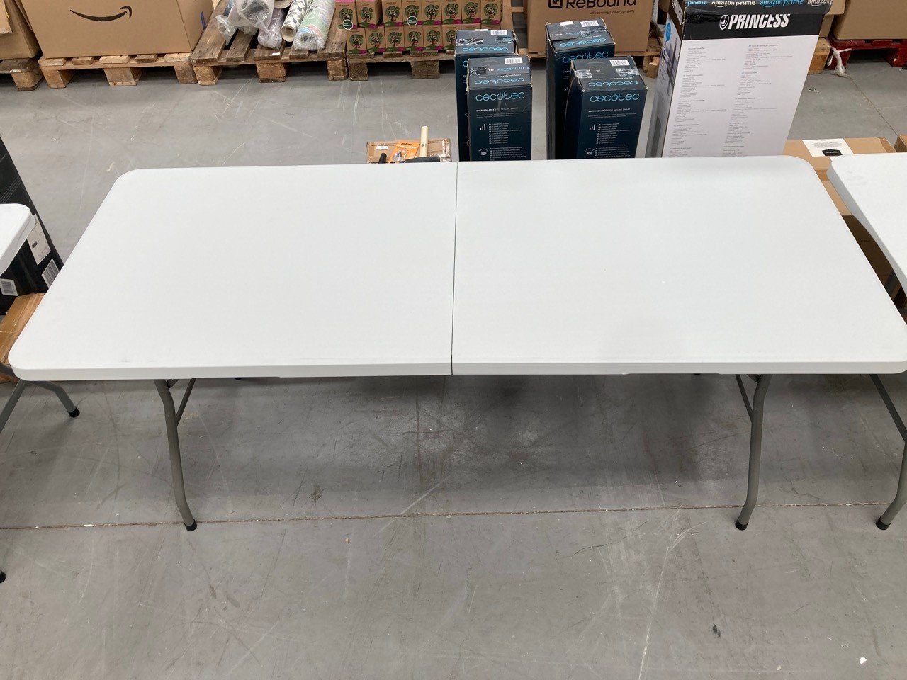 TENCO TG180 FOLDING TABLE, HIGH DENSITY POLYETHYLENE, WHITE 180X74CM.