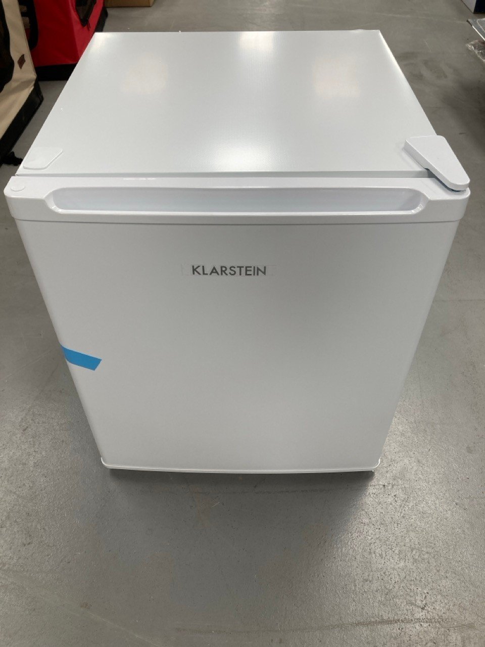 KLARSTEIN MINI FRIDGE WHITE .