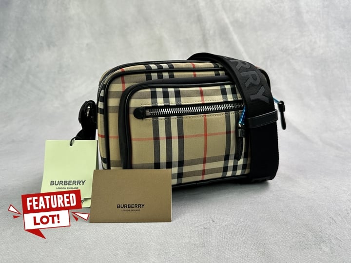 Burberry Paddy Vintage Check Shoulder Bag With Tags - 23x16x7cm (Approx) (VAT ONLY PAYABLE ON BUYERS PREMIUM)