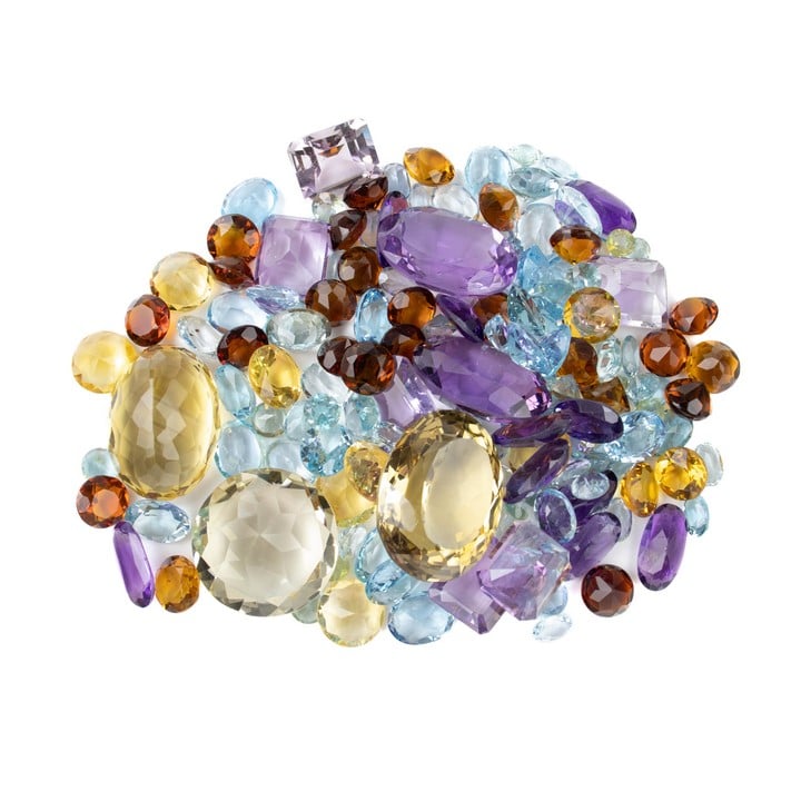 300.67ct Sky Blue Topaz, Citrine, Amethyst Faceted Mixed-cut Parcel of Gemstones, mixed.  Auction Guide: £150-£200