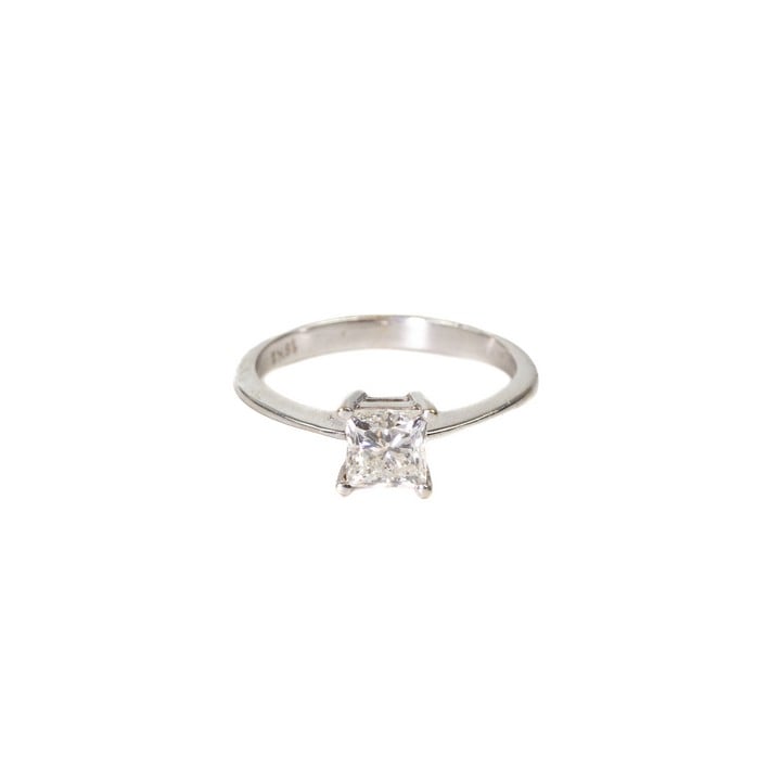 18K White 0.85ct Diamond Princess-cut Ring, Size J½, 2.3g. Colour I, Clarity Si1. Report S1E92731.  Auction Guide: £600-£800 (VAT Only Payable on Buyers Premium)