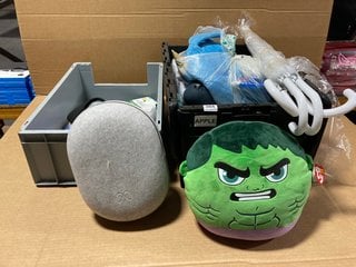 QTY OF ITEMS TO INCLUDE TY THE HULK PLUSH TOY: LOCATION - A15