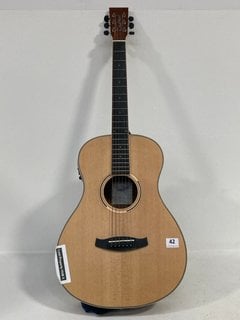 TANGLEWOOD DBT PE HR DISCOVERY PARLOR ELECTRO ACOUSTIC GUITAR IN NATURAL - RRP £299: LOCATION - FRONT BOOTH